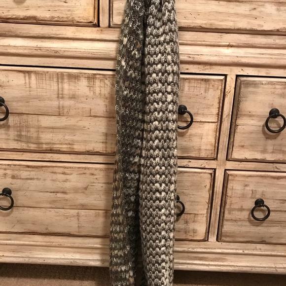 Wool-Like Woven Long Infinity Scarf - Picture 3 of 5